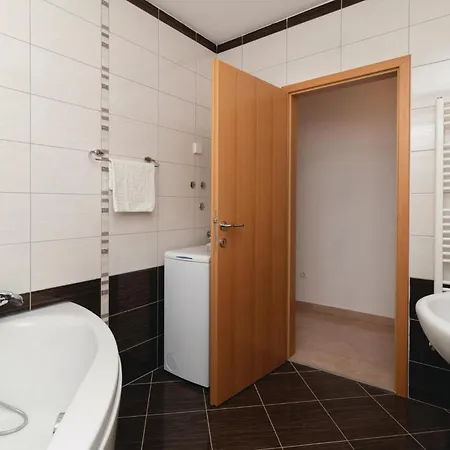 Ivusini Xiv V * Ždrelac