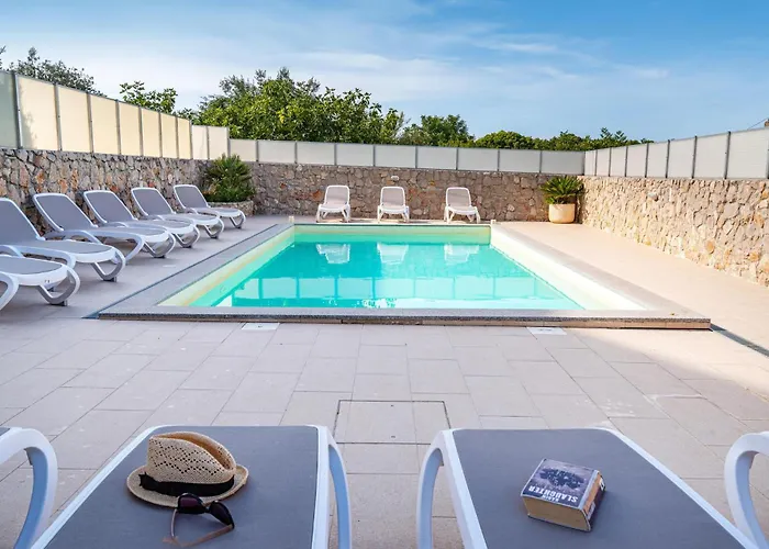 Vikendica Ivusini Xiv V *