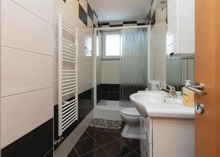 Ivusini Xiv V Nyaraló *