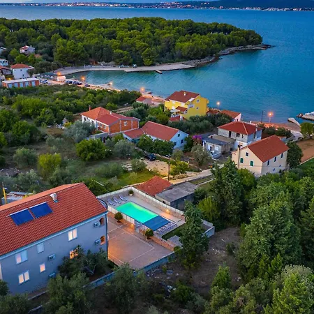 بيت للعطل Ivusini Xiv V Ždrelac