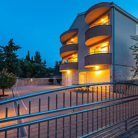 Ivusini Xiv V Ždrelac