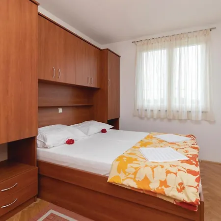 Ivusini Xiv V Casa vacanze