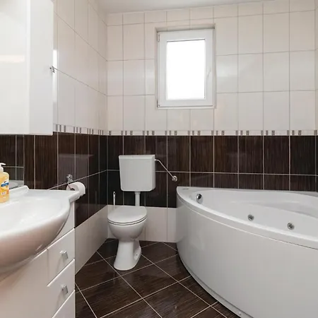 Ivusini Xiv V Casa vacanze *