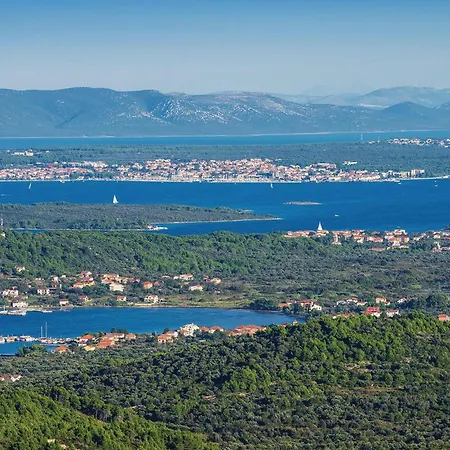 Ivusini Xiv V * Ždrelac